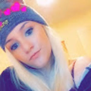 Meet your Posher, Caitlin